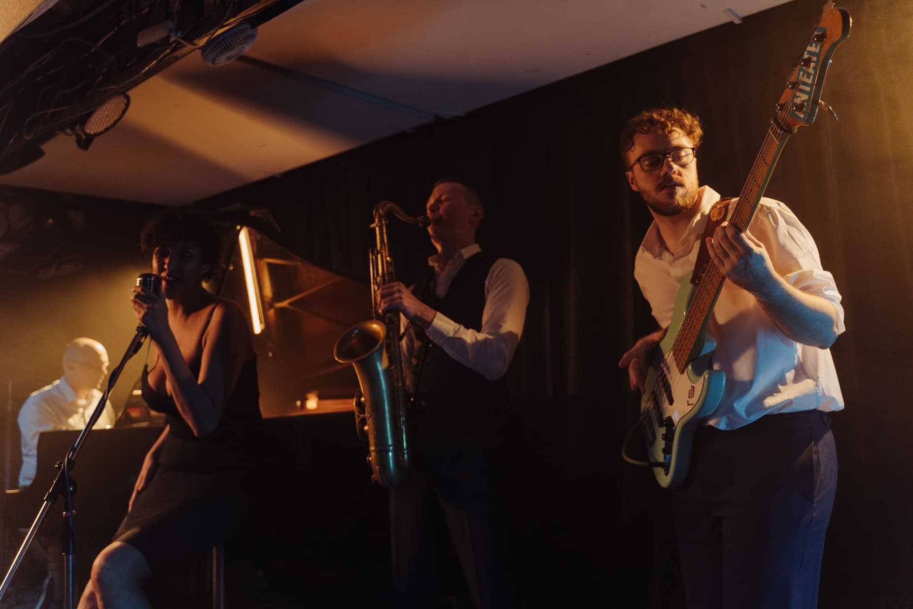 Groupe de musiciens pour soirée