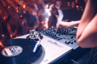 Nos DJ pour Animation Anniversaire