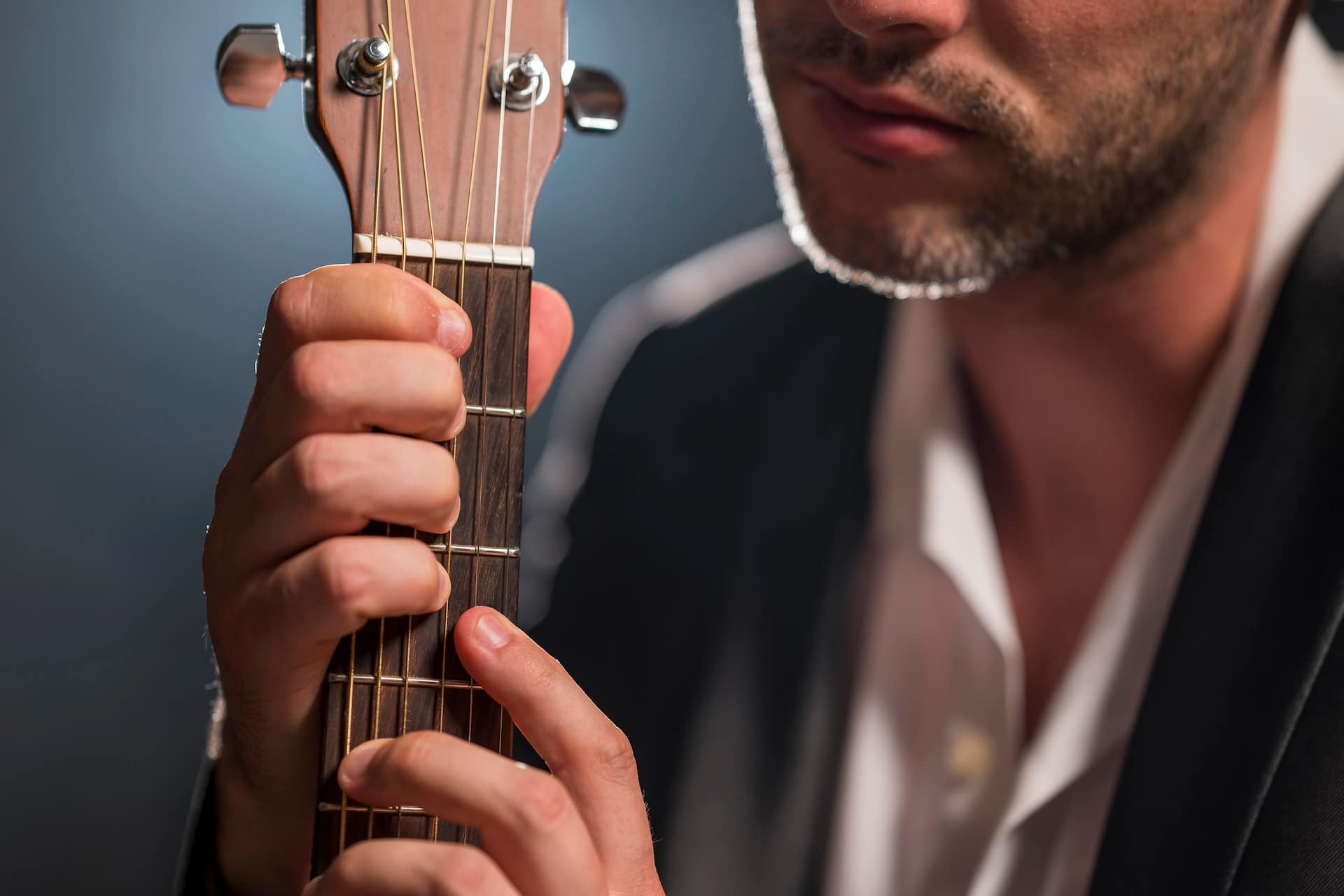 guitariste spécialisé dans la musique orientale