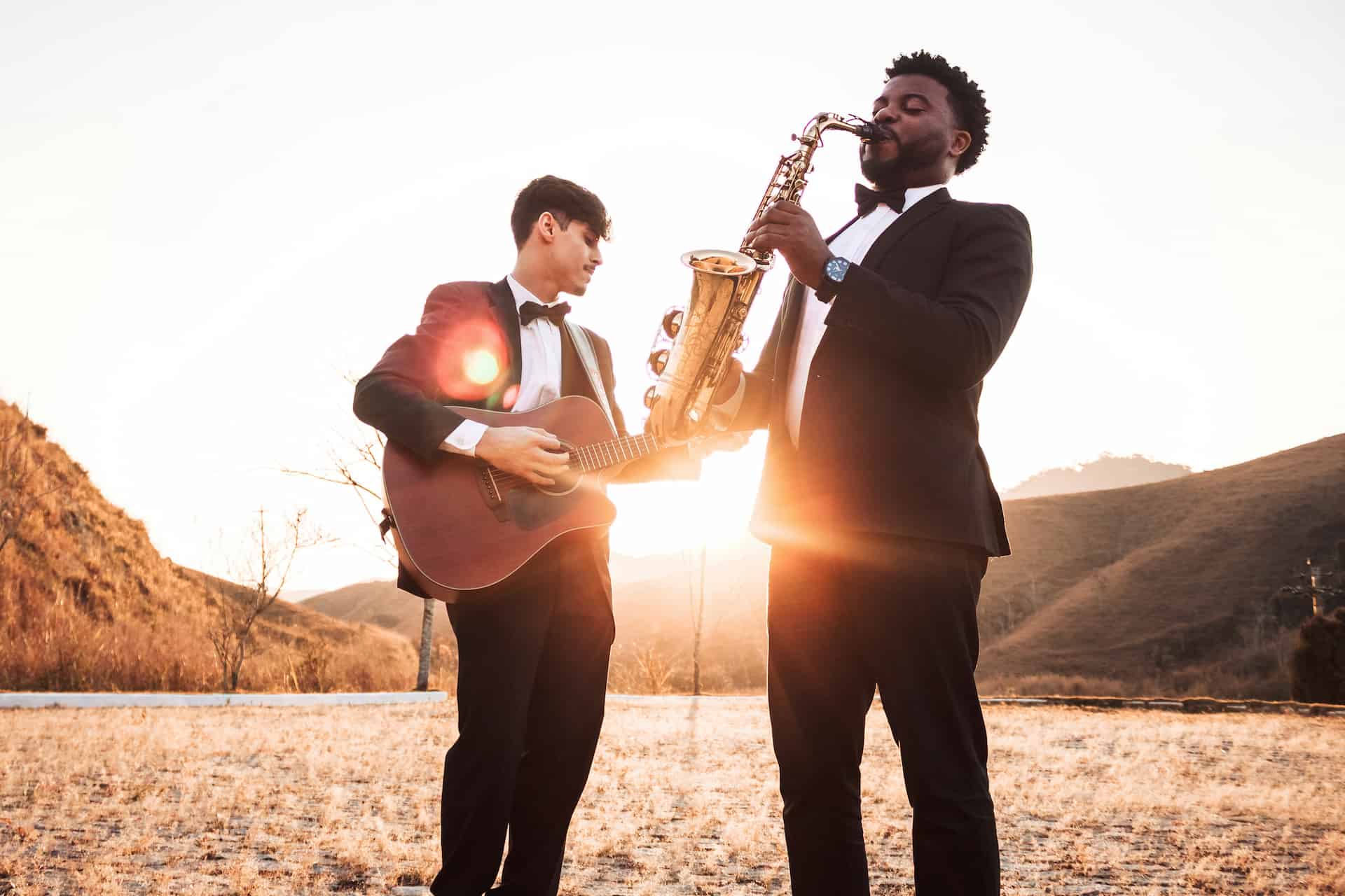 Saxophoniste jouant pour un mariage
