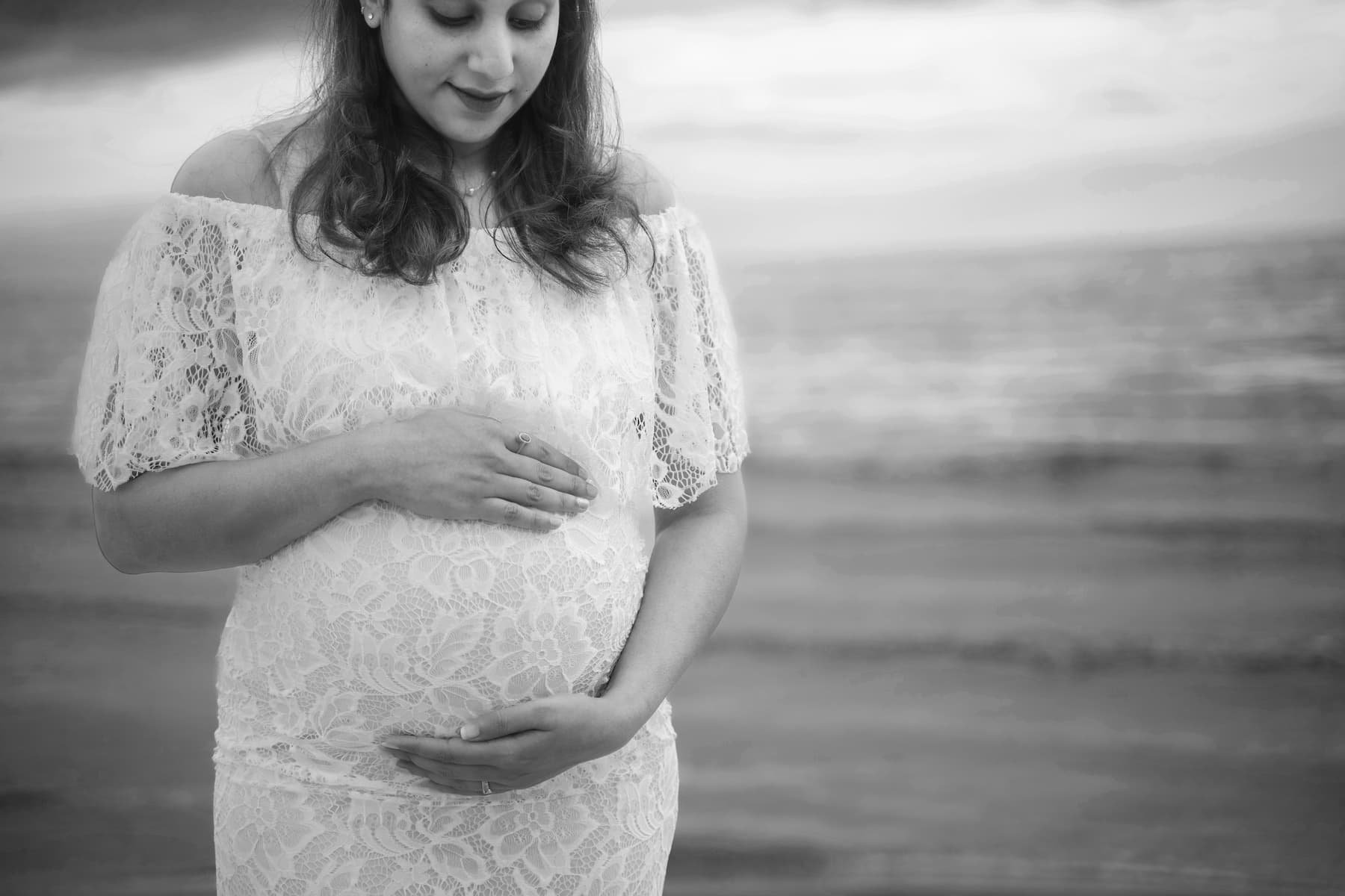 Shooting photo grossesse au bord de la mer