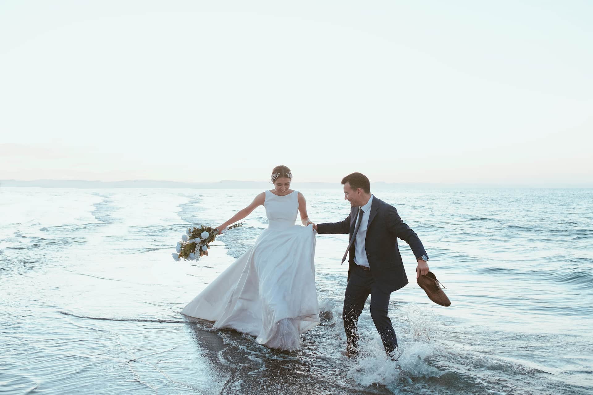 Photos de mariés à la mer