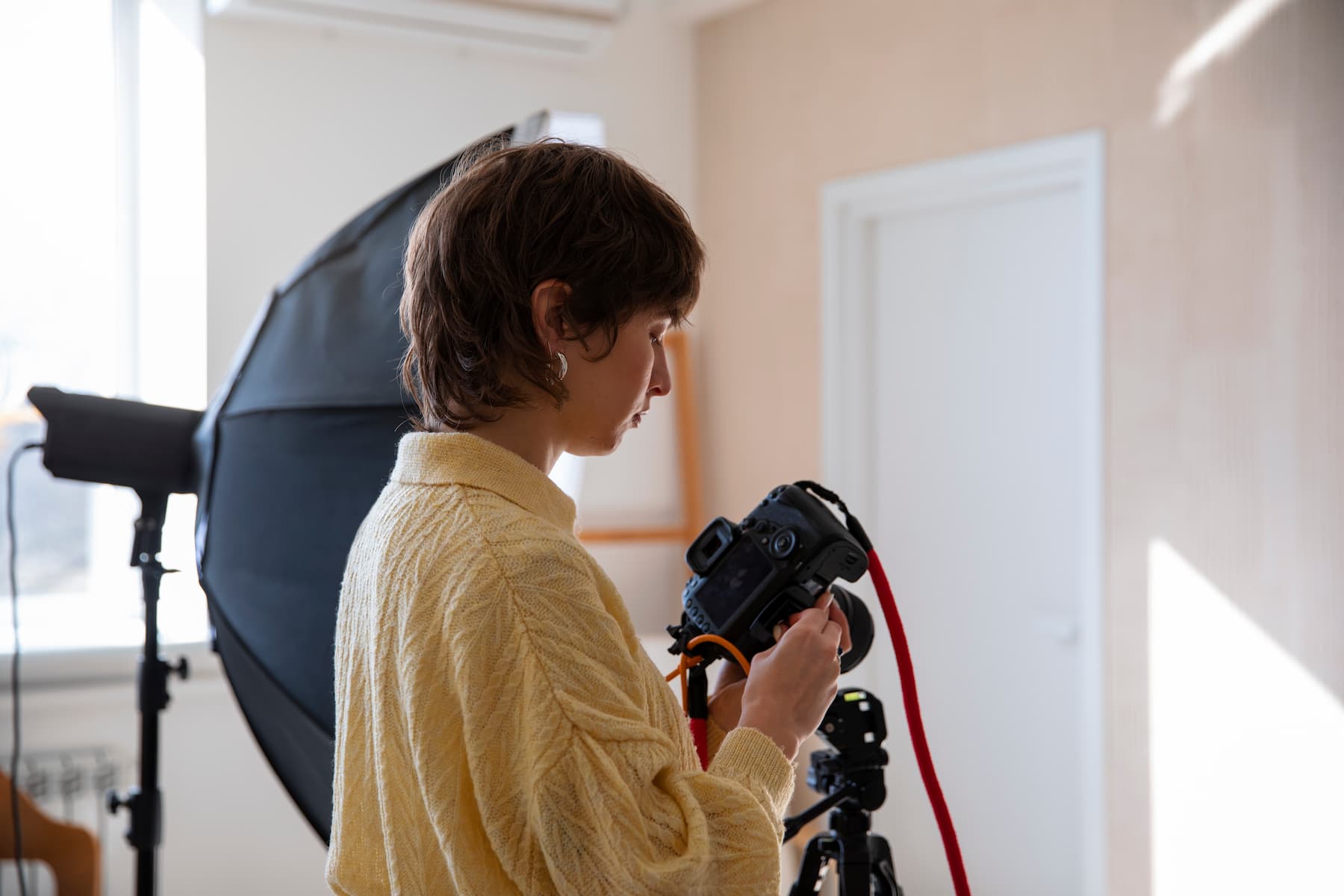 Photographe spécialisé prenant des photos