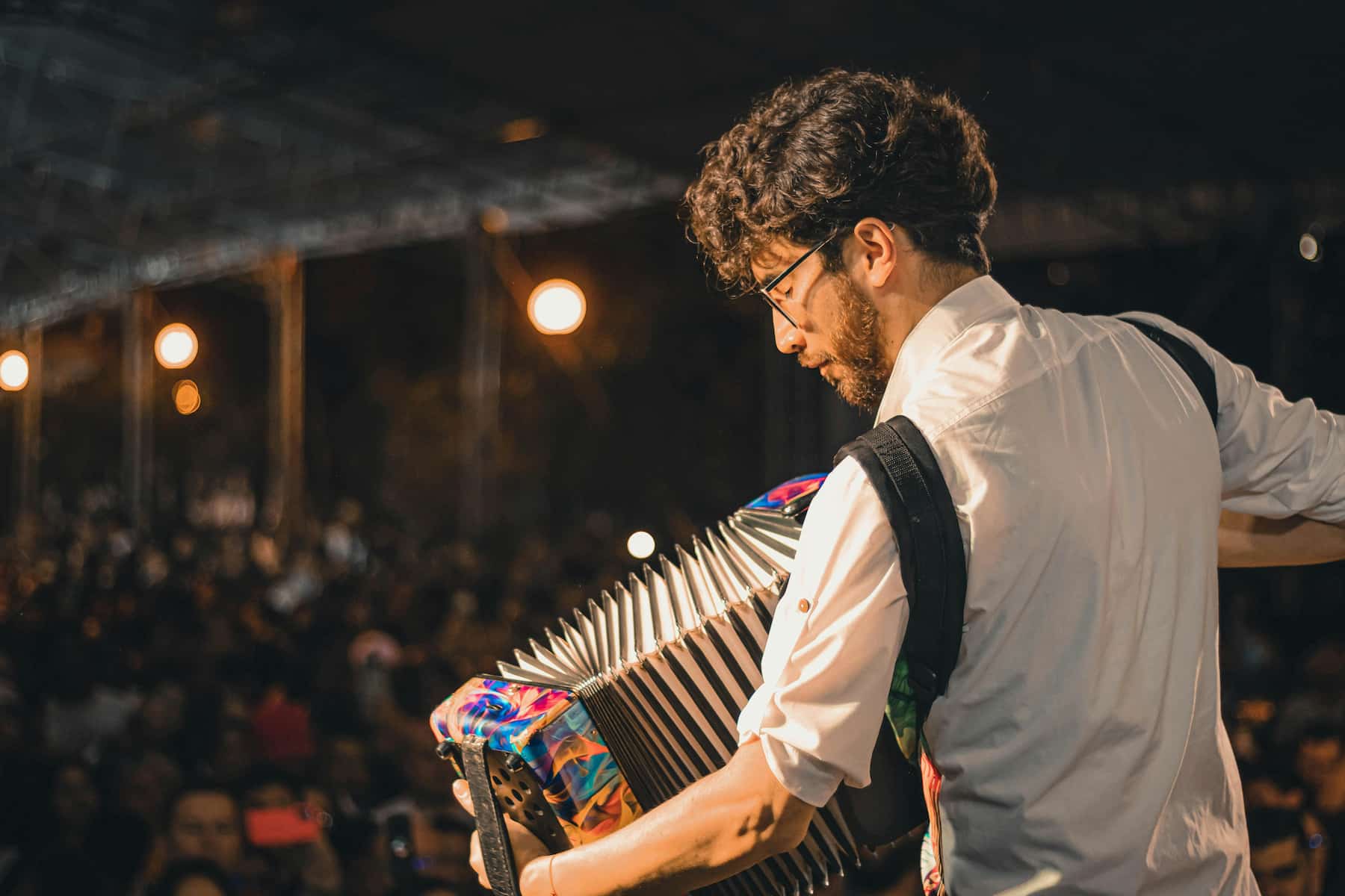 Prestation d'un accordéoniste