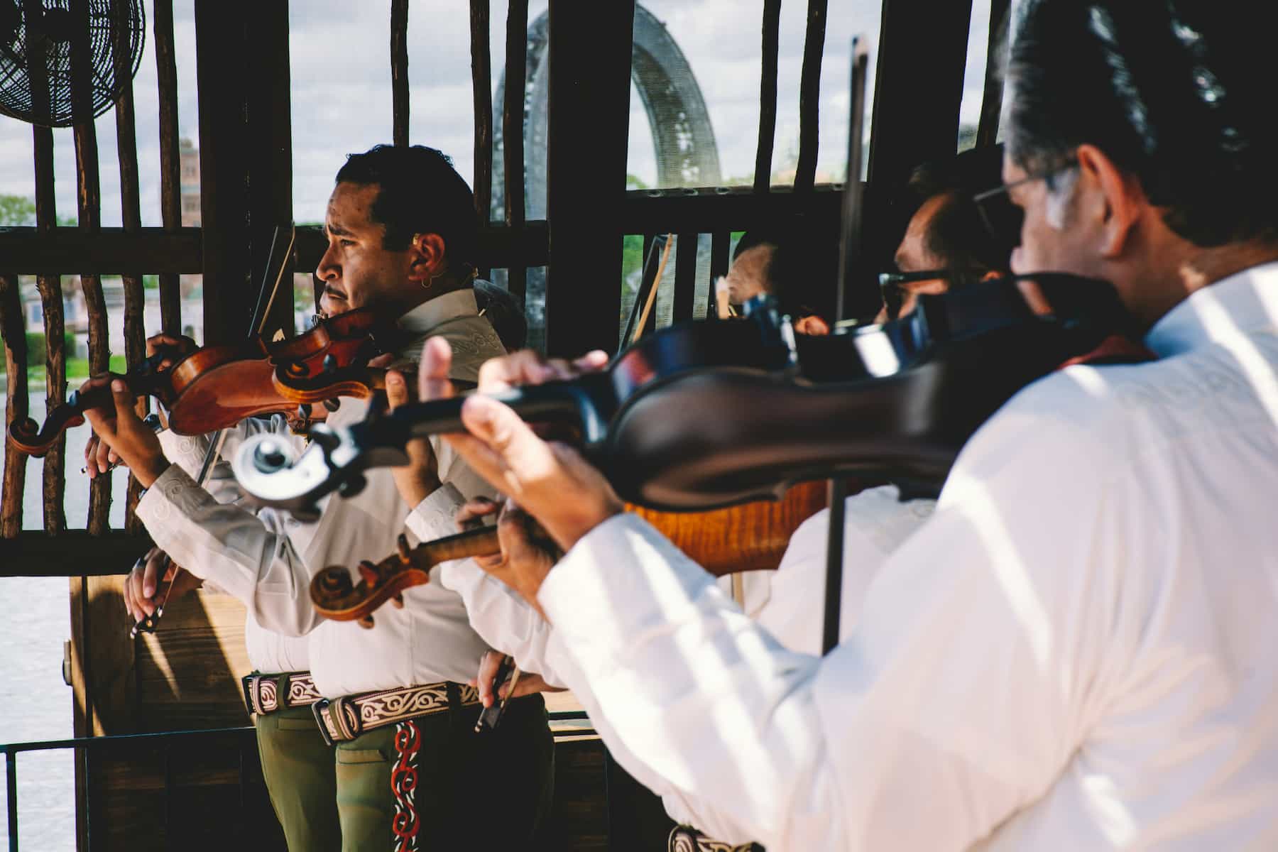 Groupe latino sur scène