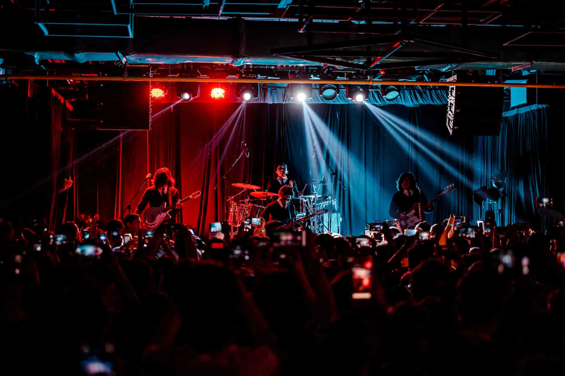 Groupe de rock français sur scène