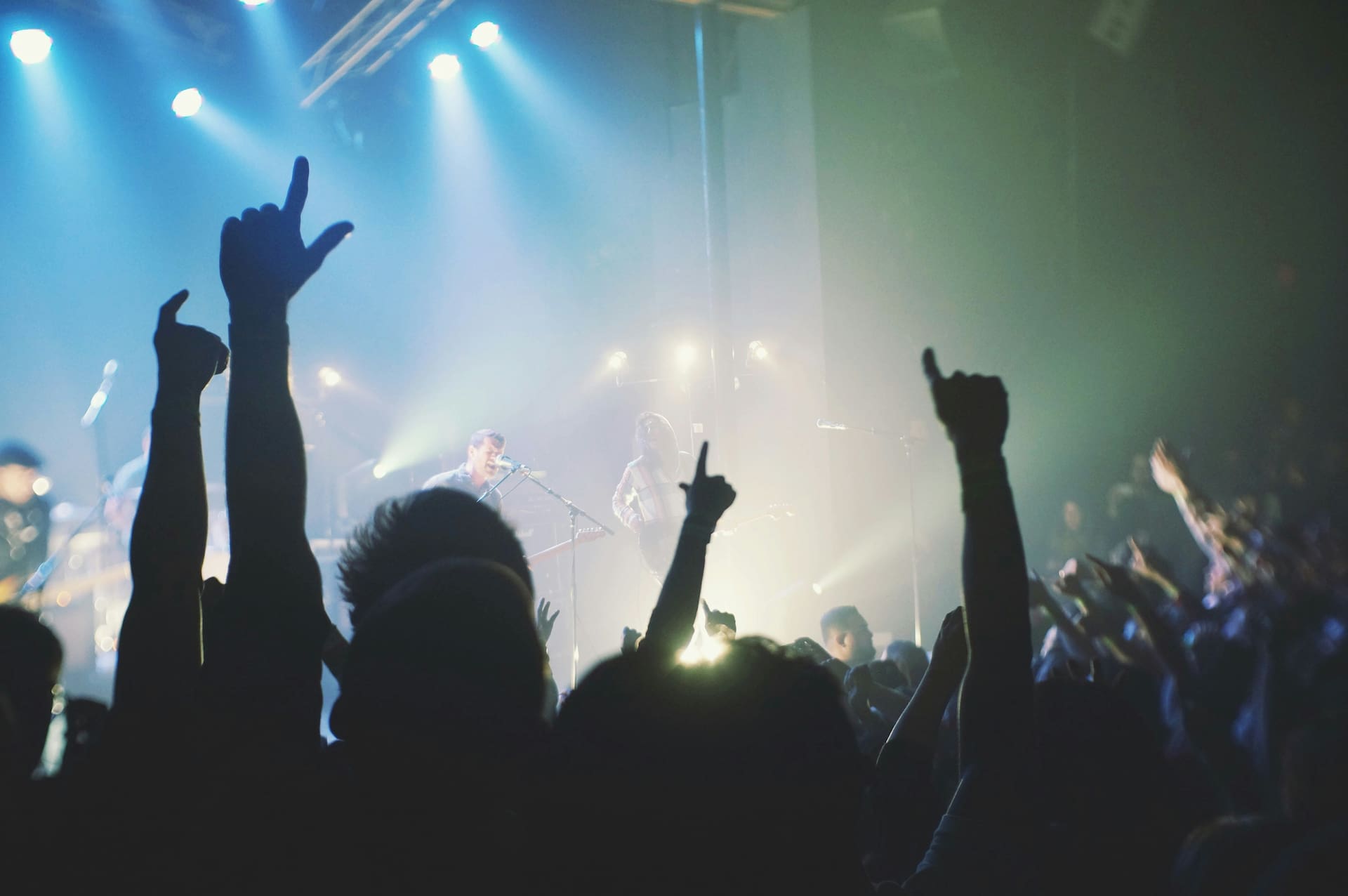 Groupe de rock'n'roll en prestation