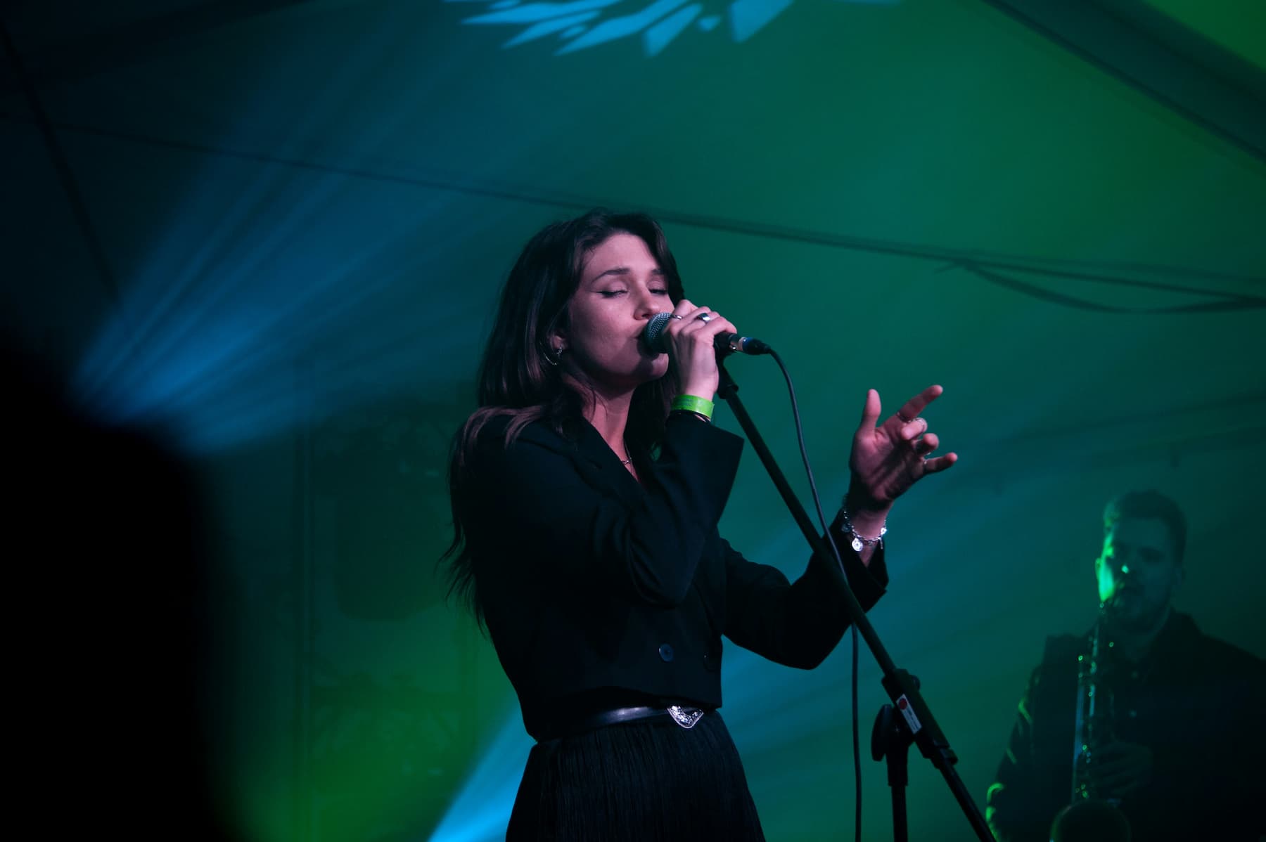 Chanteuse scène